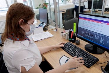 Средства на демографию, содействие занятости сохранятся в прежнем объеме